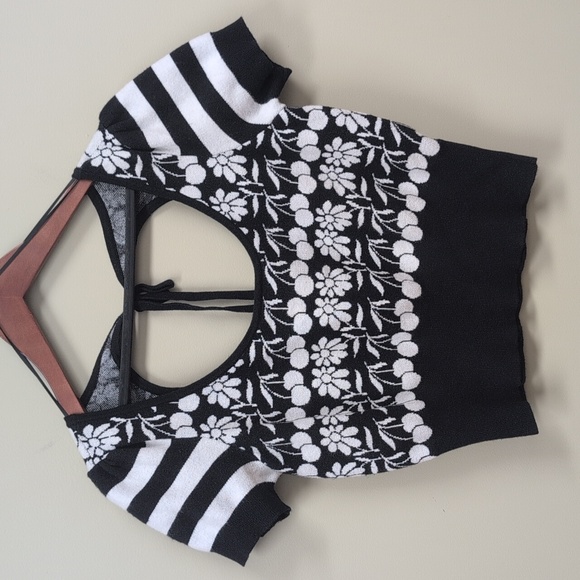 Anthropologie Maeve Black & White Trixie Sweater Top Large - Picture 3 of 7